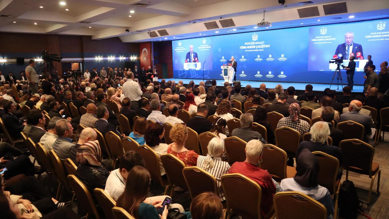 İYİ Parti’nin İyilik İçin Adalet Türk Hukuku Çalıştayına Afyon’dan destek