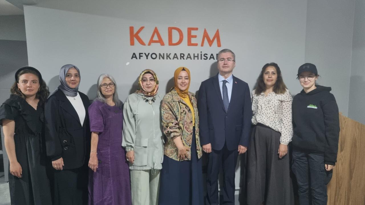 KADEM Afyonkarahisar’da Dijital Farkındalık ve Beden Dili Atölyesi