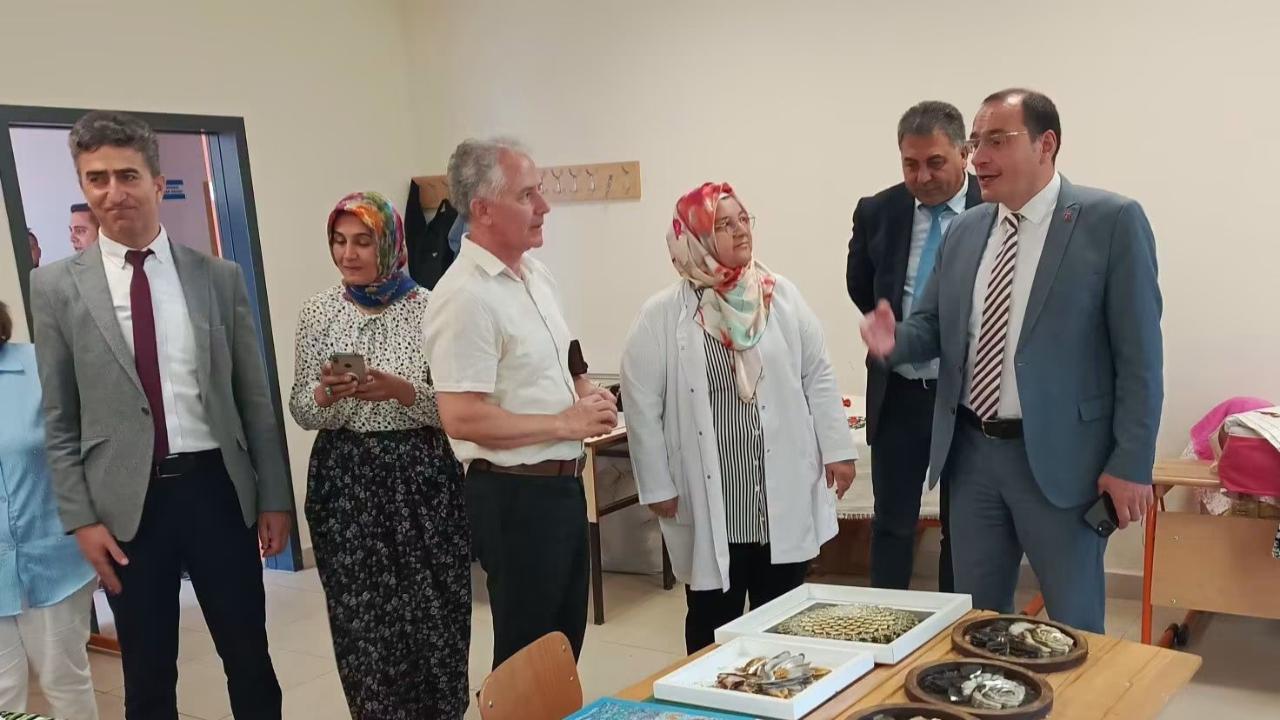 Kaymakam Türker Halk Eğitimi Merkezi Kursiyerleriyle Bir Araya Geldi