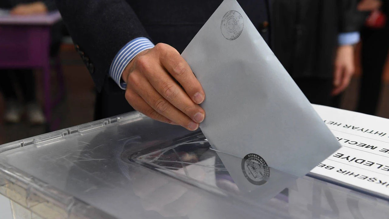 6 Beldede Yerel Ara Seçim Heyecanı: Oy Verme İşlemi Başladı