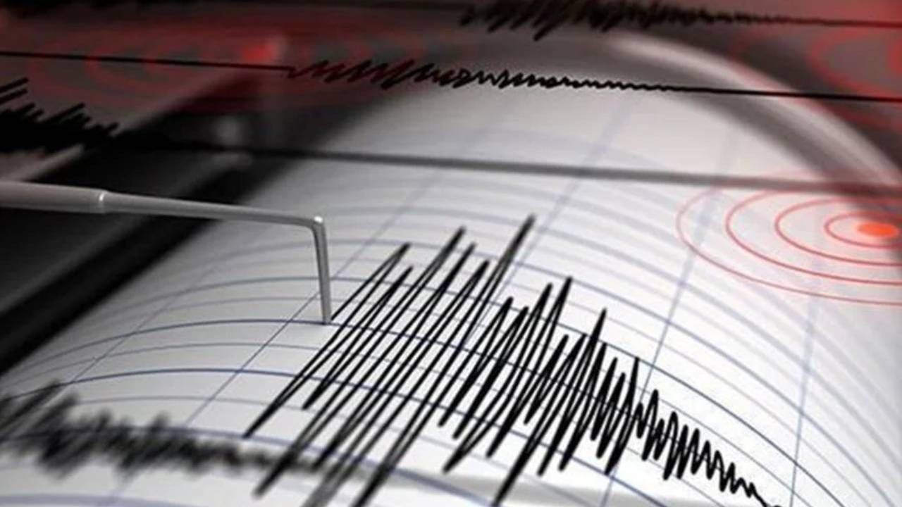 Antalya Kaş Açıklarında 4 Büyüklüğünde Deprem