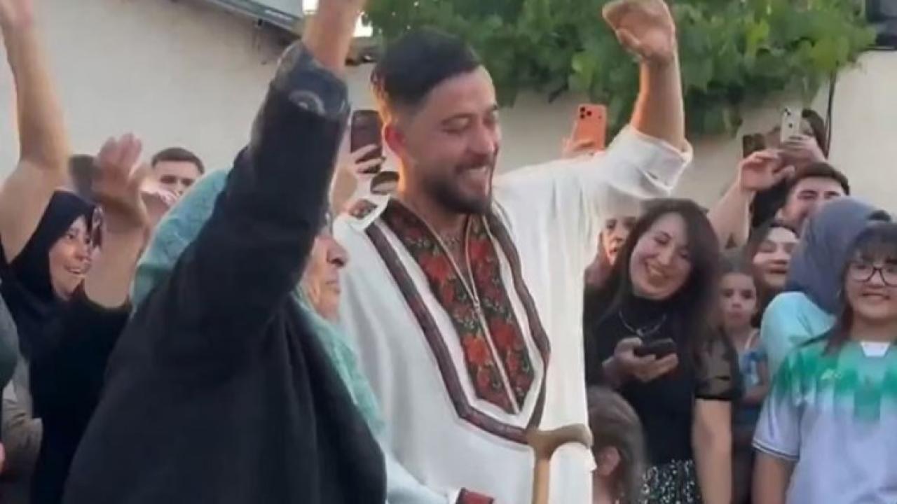 Ünlü DJ Köyünde Sahne Kurdu, Konser Verdi