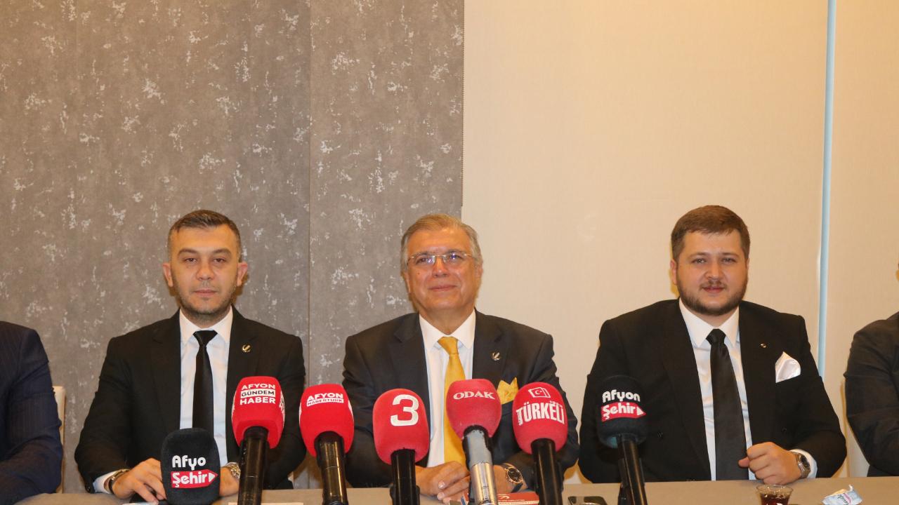 Yeniden Refah Partisi Afyon'da Gündemi Değerlendirdi: Çiftçi, Eğitim Ve Eber Gölü Masada