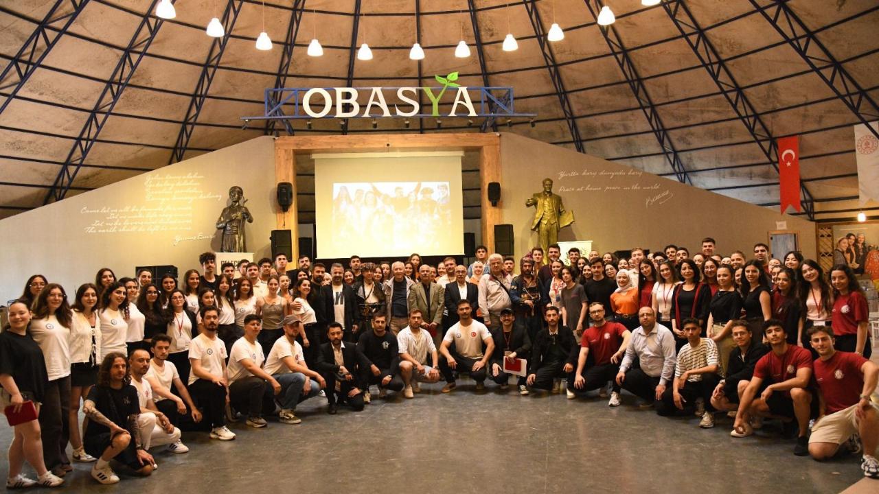 Zeybek Kültürü Obasya’da Anlatıldı: Akademi ve Halk Dansları Bir Araya Geldi
