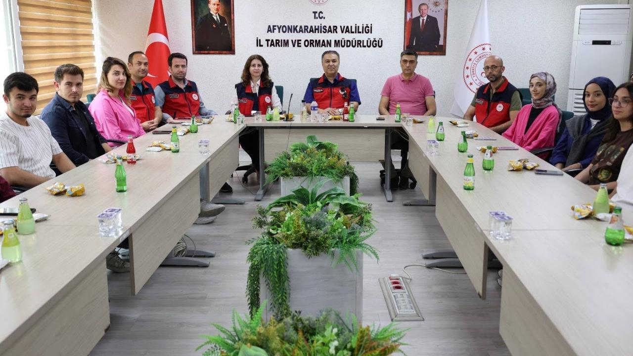 Afyonkarahisar Tarım ve Orman İl Müdürlüğü'nde Stajyer Öğrencilere Kurum Tanıtımı Yapıldı