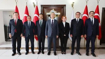 Afyonkarahisar'da Yeni Dönem Başlıyor! Vali Aktaş Yeni Atanan Kaymakamları Kabul Etti