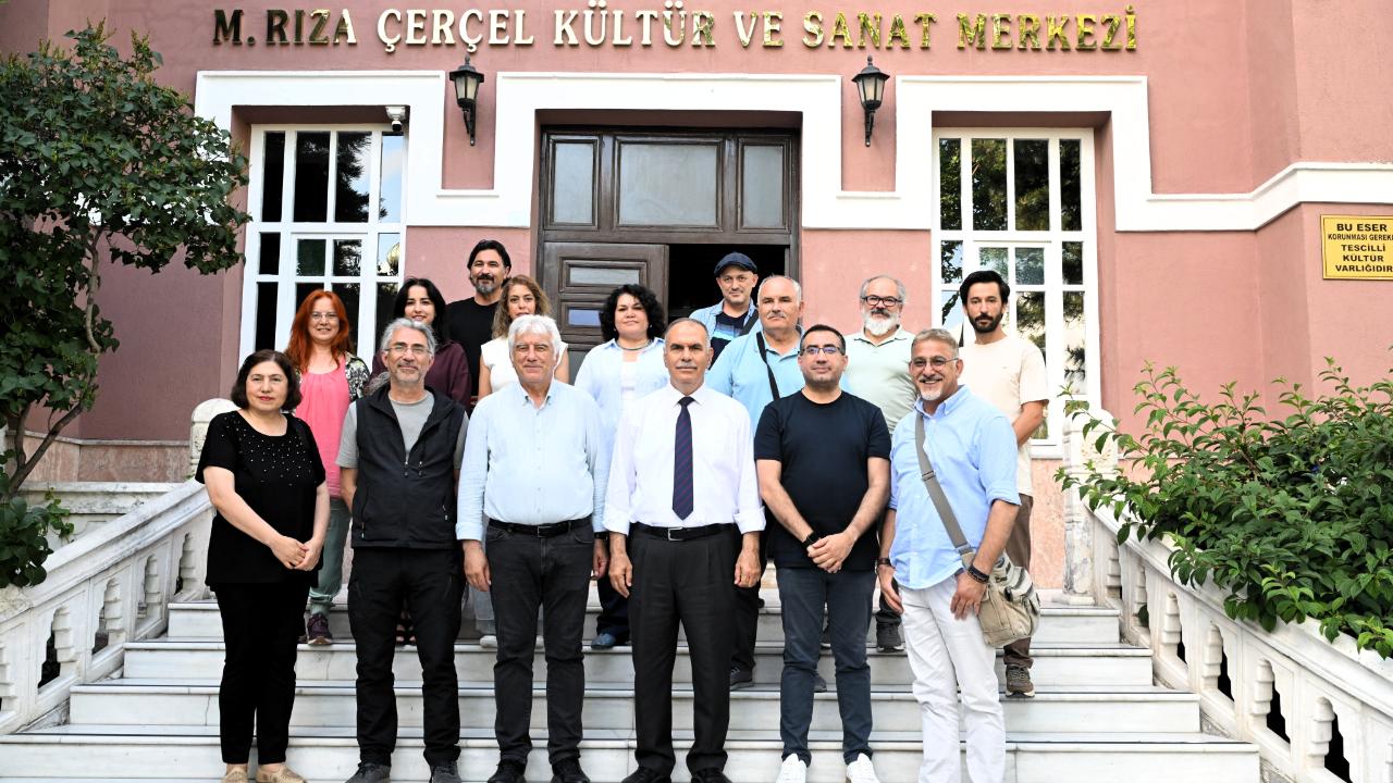 AKÜ’de Sanat Rüzgarı Esti Yüksek Lisans Mezunlarının Karma Sergisi Kapılarını Açtı