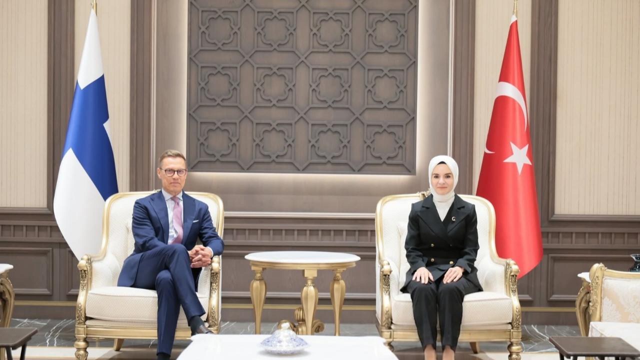 Bakan Göktaş, NATO Zirvesi İçin Türkiye’ye Gelen Finlandiya Başbakanı Orpo’yu Karşıladı