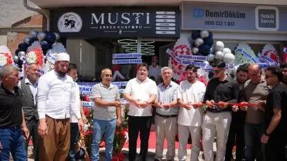 Bolvadin'de Yeni İş Yeri Hizmete Açıldı! Başkan Derviş Aynacıdan Esnafa Destek Mesajı