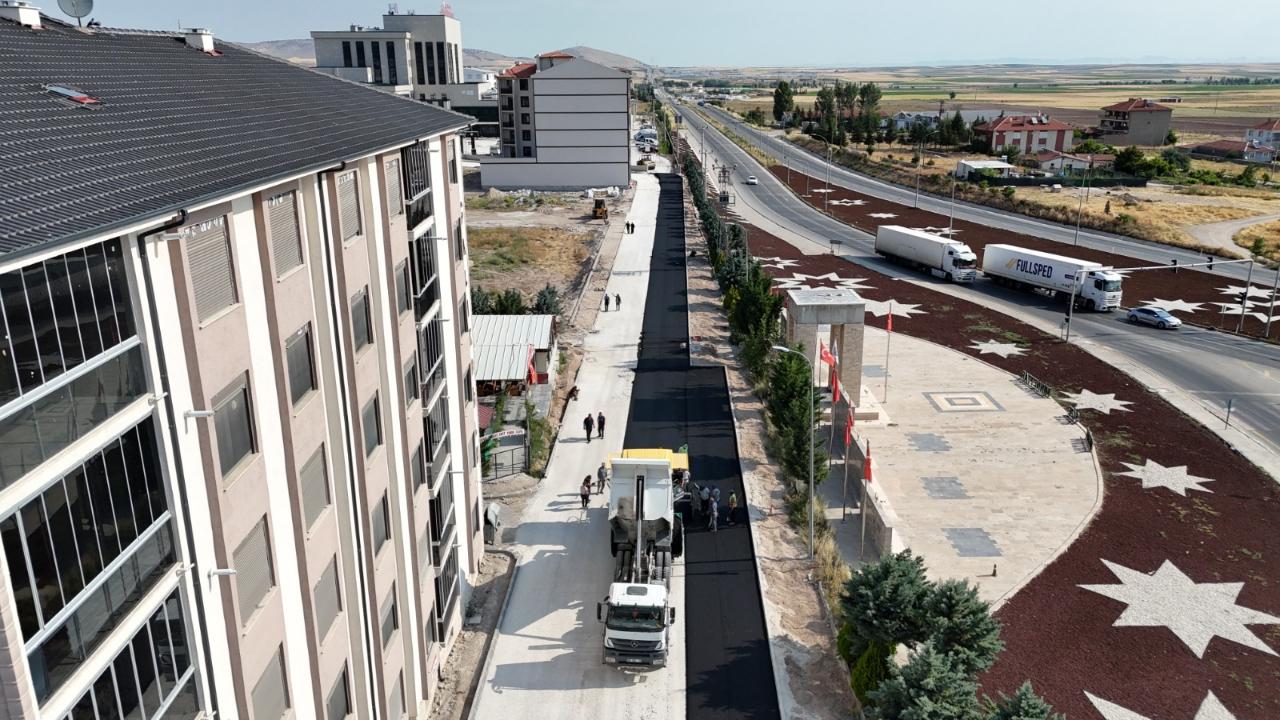 Emirdağ Devlet Hastanesi Yolunda Sıcak Asfalt Çalışması Başladı