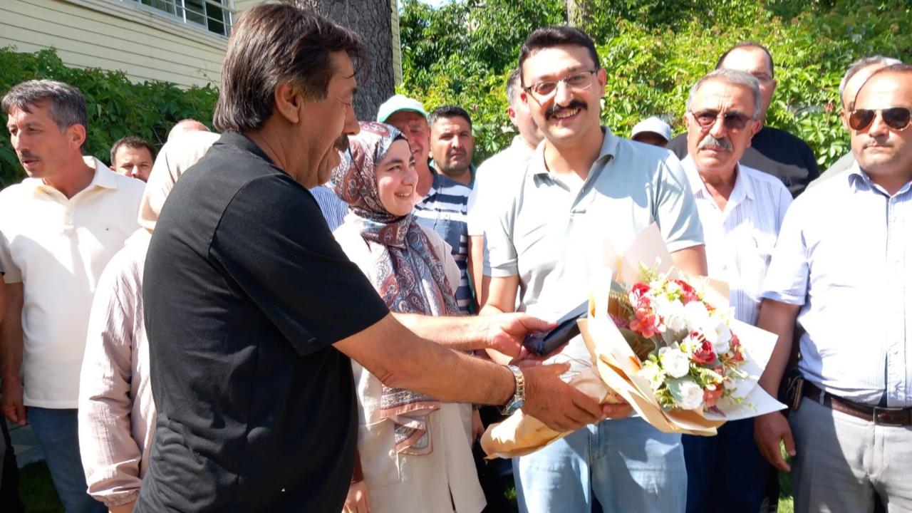 Emirdağ Kaymakamı Yasin Akgül’e Duygusal Veda! Konvoy ve Alkışlarla Uğurlandı