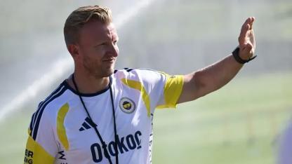 Fenerbahçe’de Dirk Kuyt’tan İddialı Açıklamalar: "Mükemmeli Arıyoruz"