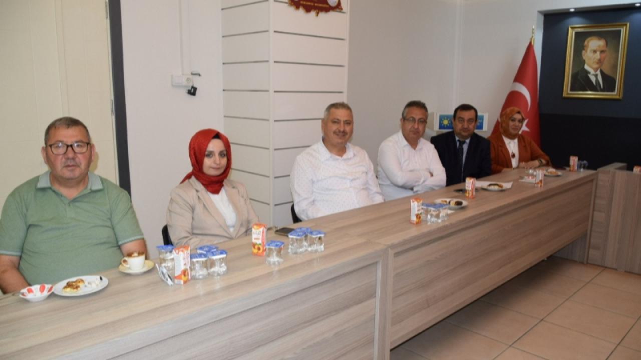 İstanbul’daki Afyon Gücü İYİ Parti’de Buluştu