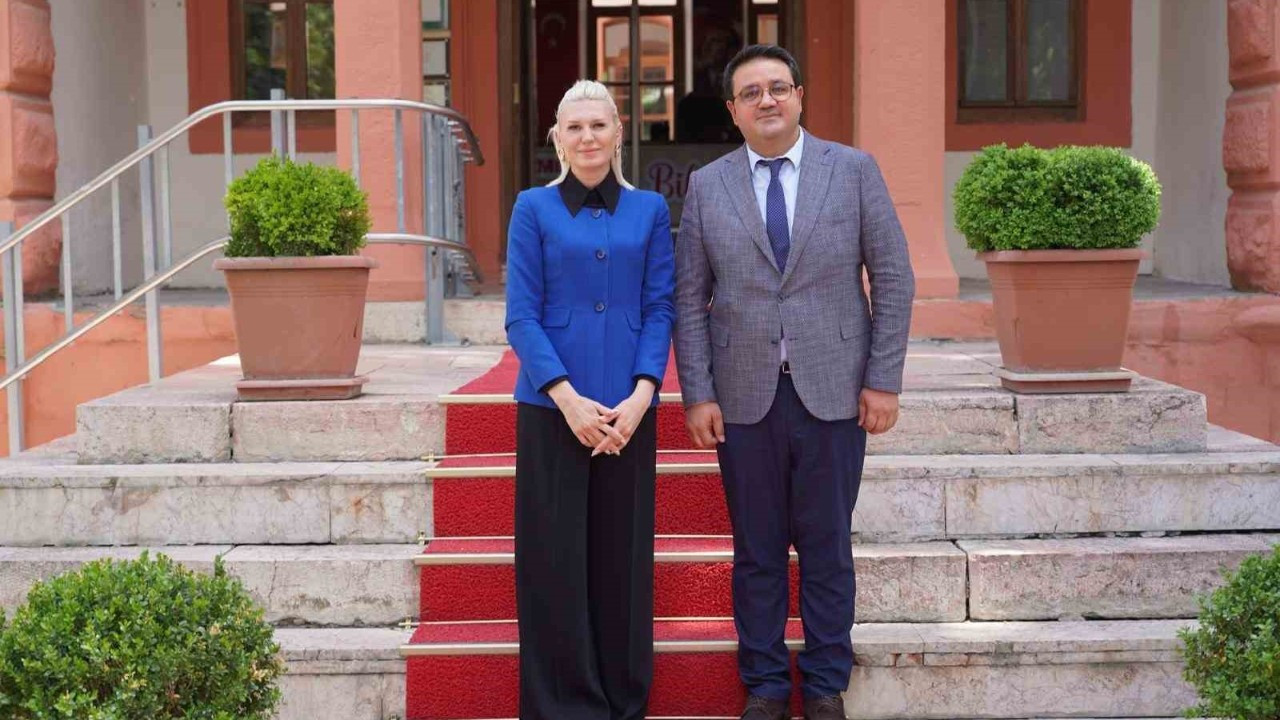 KADEM Afyonkarahisar'dan İl Milli Eğitim Müdürü Miraç Sünnetci'ye Ziyaret