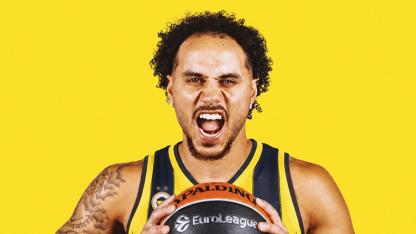 Fenerbahçe'den Transfer Bombası! Shane Larkin Resmen Sarı-Lacivertli Oldu