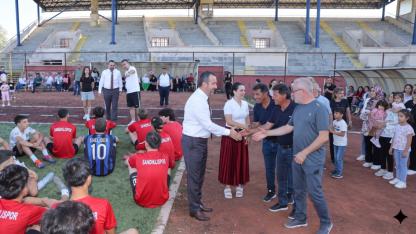 Sandıklı’da Yaz Spor Kursları Coşkusu 208 Genç Yetenek Sahaya İndi
