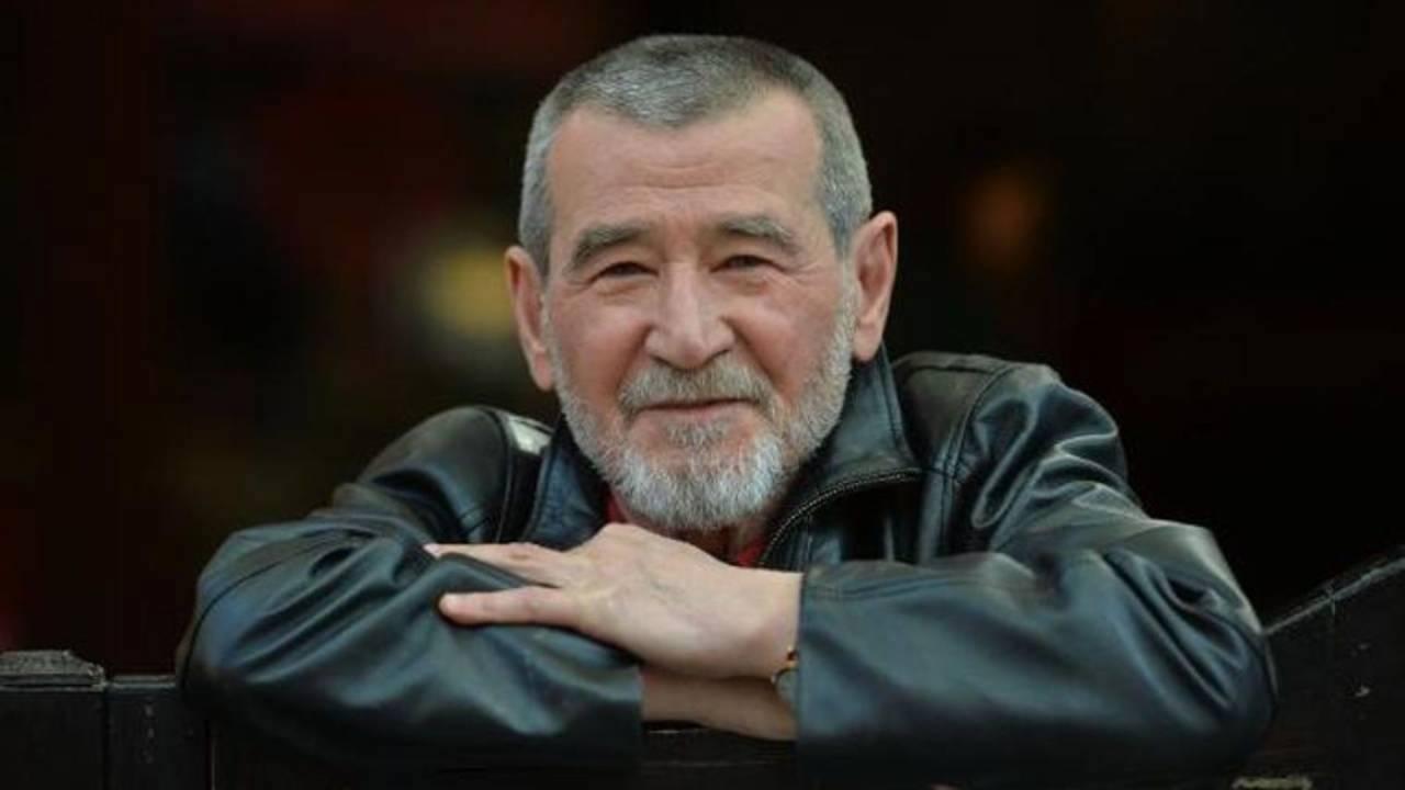 Türk Şiirinin Hüzünlü Sesi Ahmet Telli Hayatını Kaybetti, Ahmet Telli Kimdir Kaç Yaşında?
