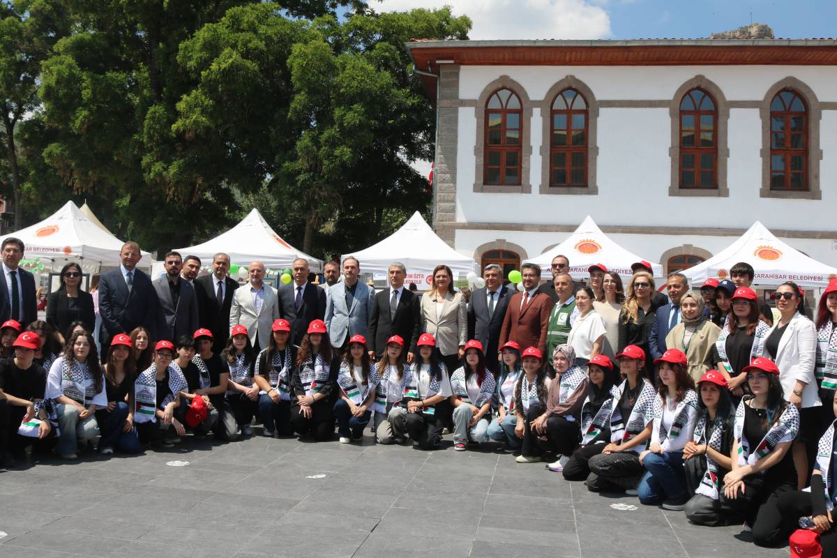 Afyonkarahisar’da Sağlıklı Yaşam Ligi Coşkusu: Şampiyonlar Ödüllerini Aldı