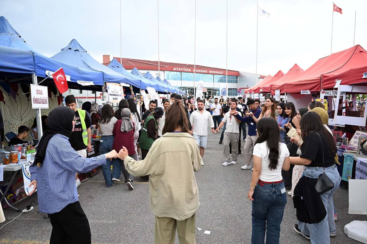 Dolu Dolu Etkinliklerin Yer Aldığı AKÜFEST’26 Sona