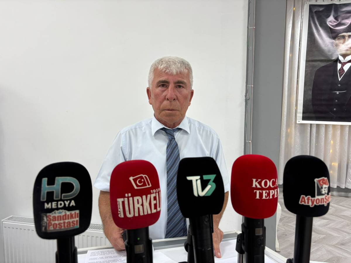 Afyonkarahisar ASKF Genel Kurulu’nda Alişan Akgün Güven Tazeledi